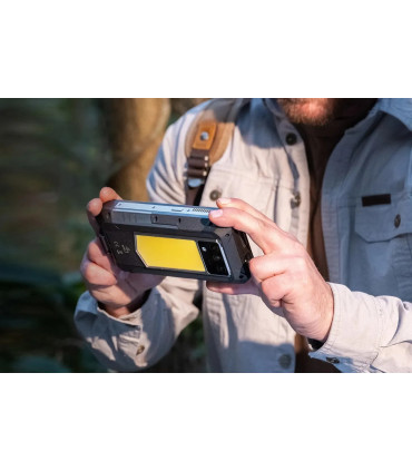 Oukitel WP100 Titan Projector 5G 48GB RAM 512GB ROM с IP68 защита